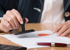 Hợp đồng thuê nhà có bắt buộc phải công chứng hay không?