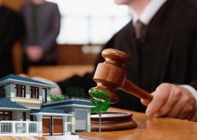 Cha mẹ già phải làm gì để đòi nhà đã cho con bất hiếu?
