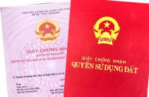 Không đổi sang Sổ hồng sẽ không được mua bán, tặng cho nhà đất?